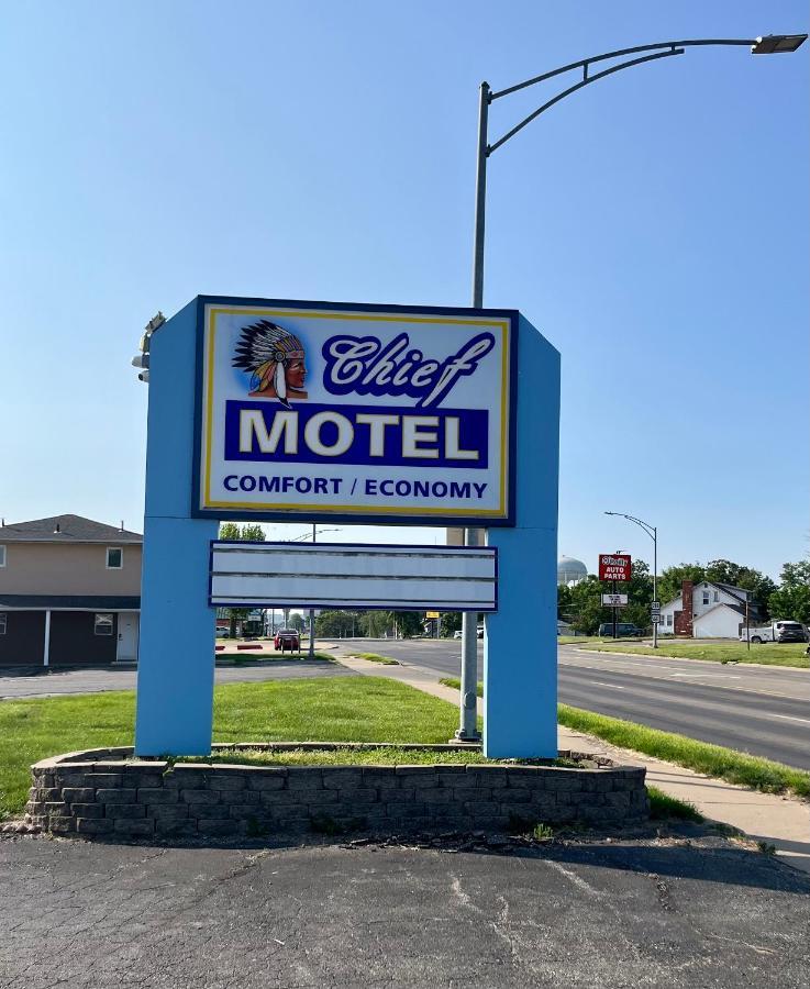 Chief Motel Keokuk Екстер'єр фото